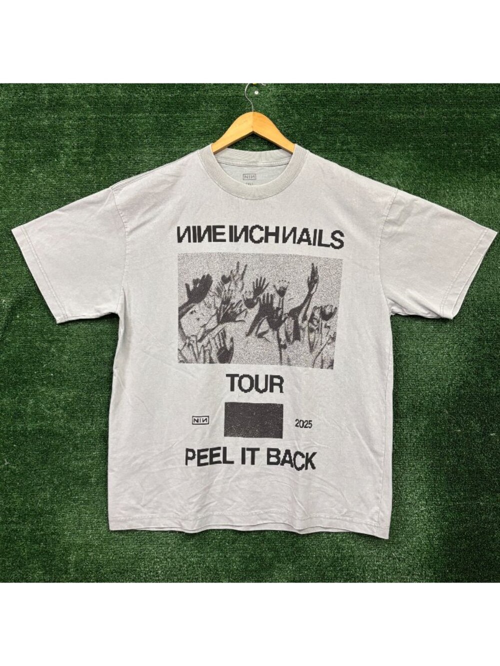 Nine Inch Nails Peel It Back Tour T-Shirt Size Extra Large